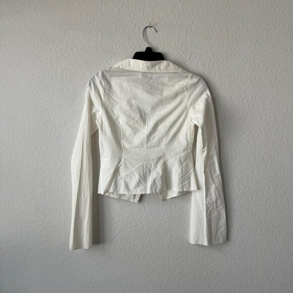 Princess Polly white embroidered fitted button up🤍🦪🍸 - Picture 8 of 8